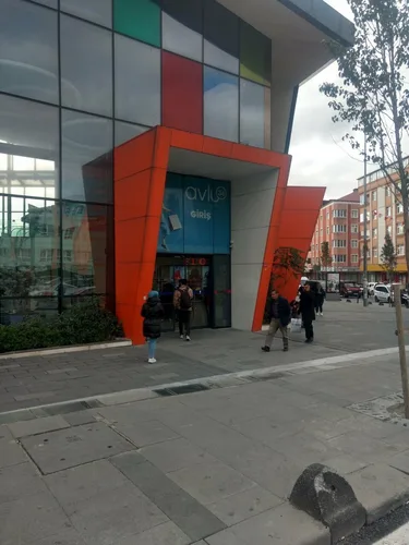 Avlu34 AVM & Alışveriş - Dış Görünüm ve Ulaşım Rehberi