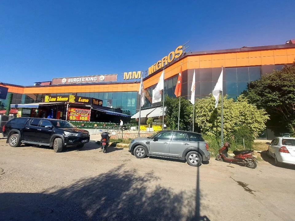 Galleria Alışveriş Merkezi AVM & Alışveriş Merkezleri - Dış Görünüm ve Ulaşım Rehberi