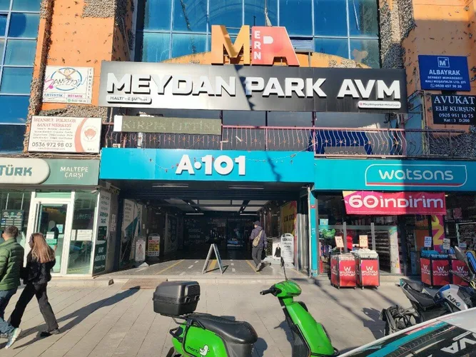 Meydan Park AVM AVM & Alışveriş - Dış Görünüm ve Ulaşım Rehberi